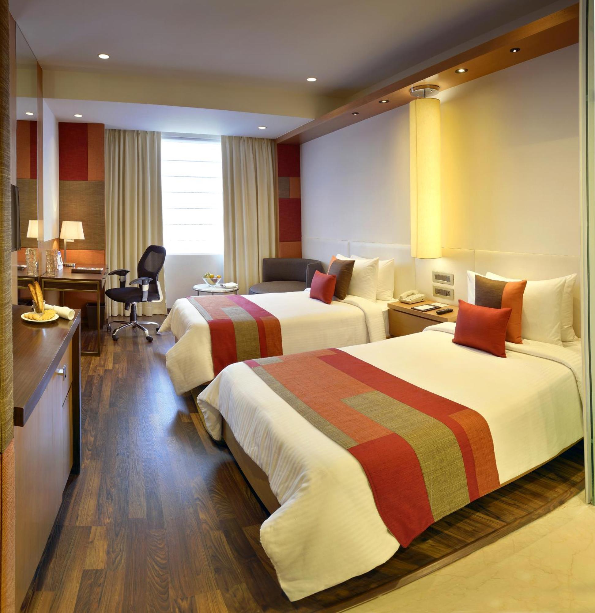 Deventure Sarovar Portico Kapashera, New Delhi Екстер'єр фото