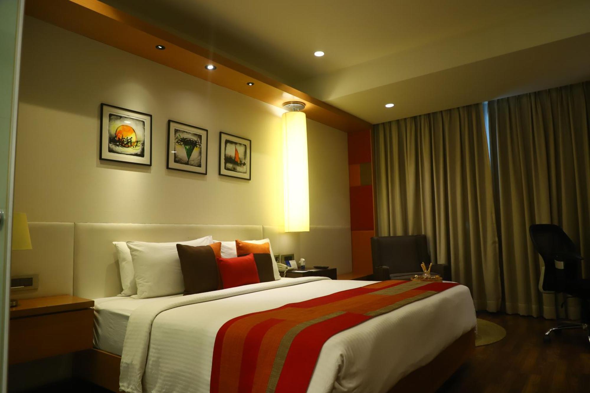 Deventure Sarovar Portico Kapashera, New Delhi Екстер'єр фото